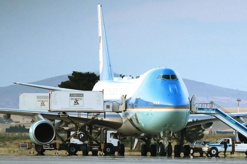 How Trump secretly swapped Air Force One amid Iran threat
